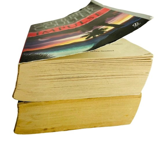 Lot 2 Catherine Coulter Novels Suspense Thriller u Nightingale Legacy Impulse - Picture 3 of 4